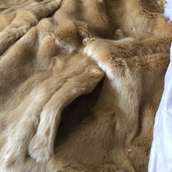 Levis Reversible Faux Fur Denim Dad Trucker Jacket - Picture 10 of 10